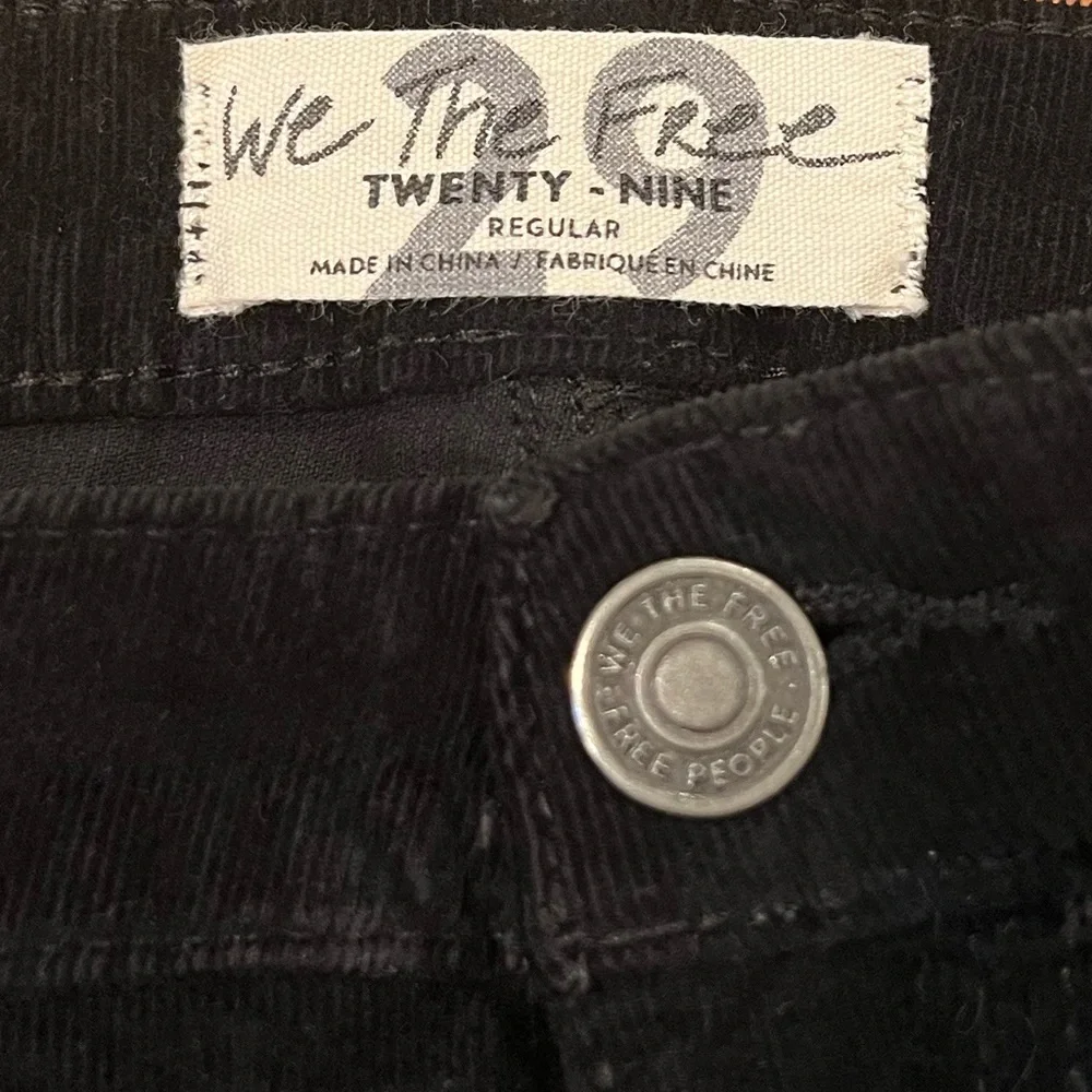We The Free Black Flare Leg High Rise Raw Hem Corduroy Jeans Free People Size 29 - Picture 7 of 16